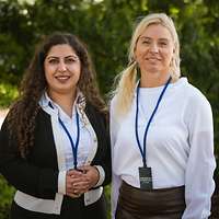 Portrait von zwei Frauen 