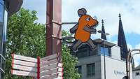 Die Maus Die Maus vor den Domtürmen
