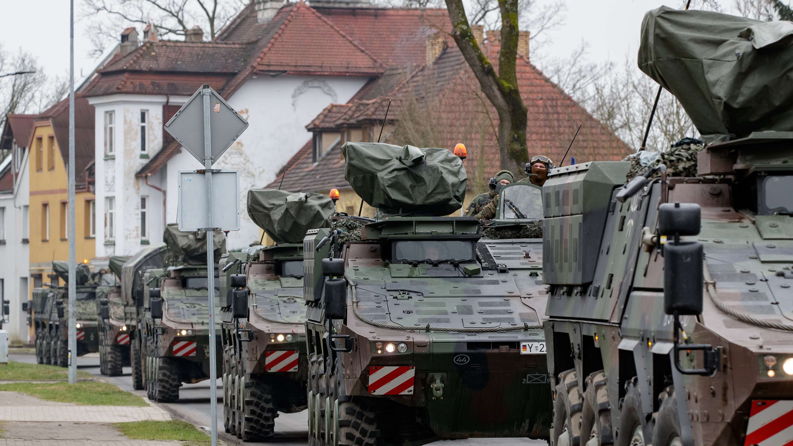 Initial deployment: from provision to effectiveness