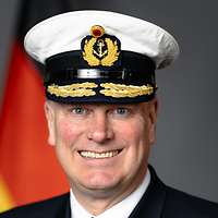 Ein Portrait eines Admirals