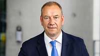 Ein Porträt von Henning Otte