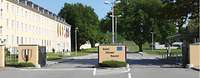 Einfahrttor mit Wache zur Robert-Schuman-Kaserne in Müllheim