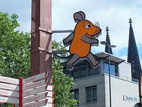 Die Maus vor den Domtürmen