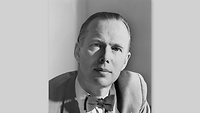 Portraitfoto Graf von Baudissin in Schwarz-Weiß, er trägt ein Jackett.