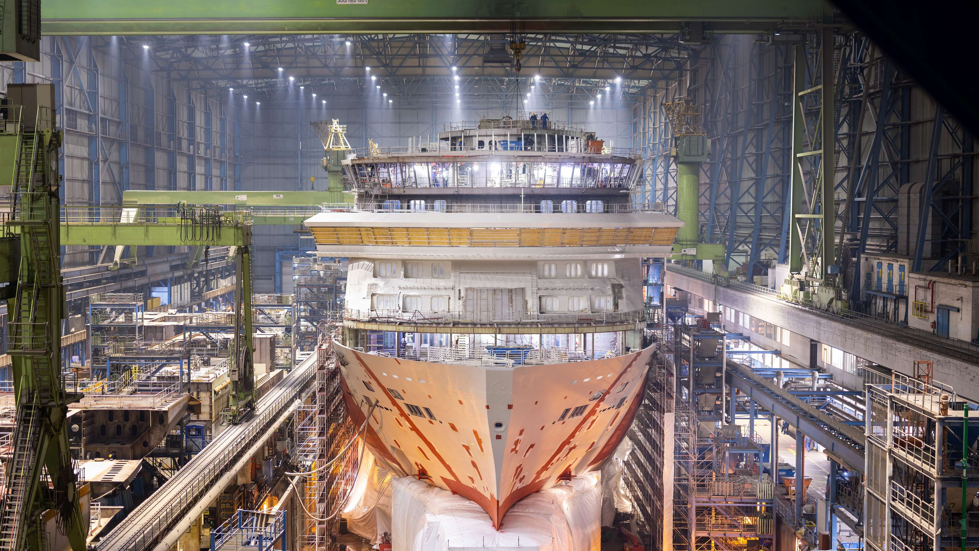 Meyer Werft представила первый в мире крупный электролайнер