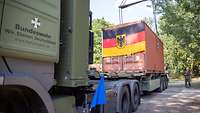 Ein Transport-LKW der Bundeswehr
