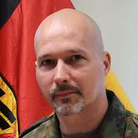 Porträt des Kommandeures.