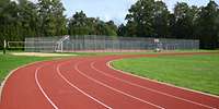 Ein Sportplatz.