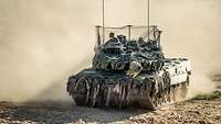 Getarnter Leopard 2-Panzer