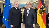 Bundesverteidigungsminister Boris Pistorius und Militärgeneralvikar Artur Wagner