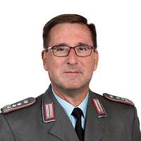 Ein Porträtbild eines Mannes